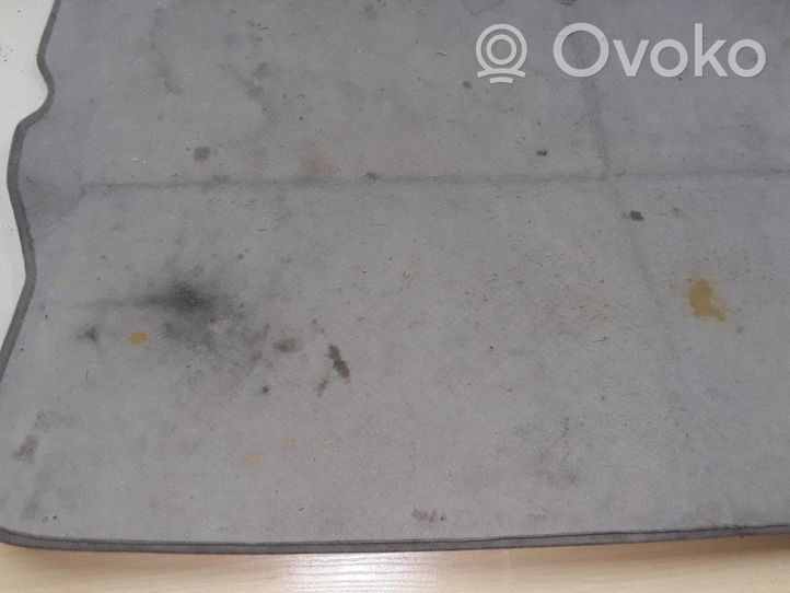 Opel Zafira A Doublure de coffre arrière, tapis de sol 90440190