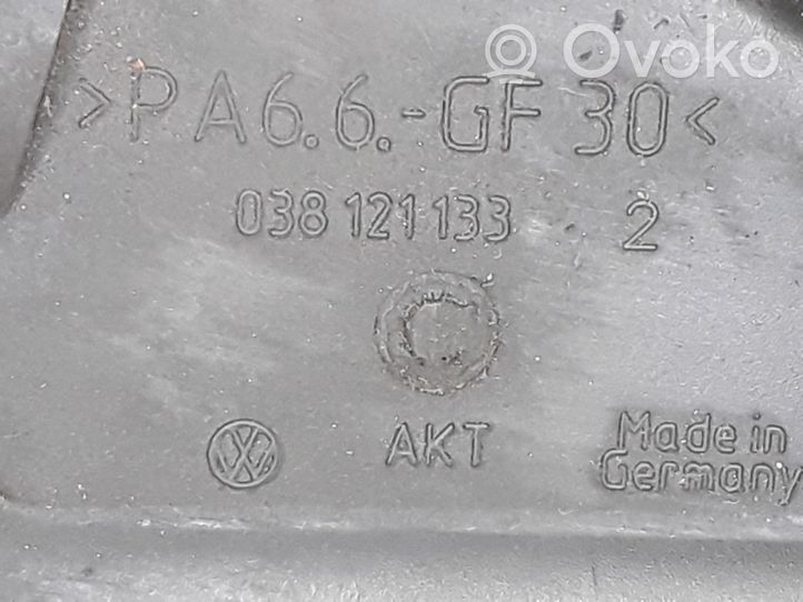 Skoda Octavia Mk1 (1U) Boîtier de thermostat / thermostat 038121133