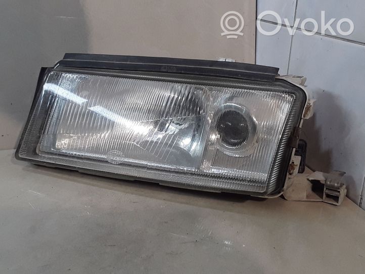 Skoda Octavia Mk1 (1U) Lampa przednia 24608500