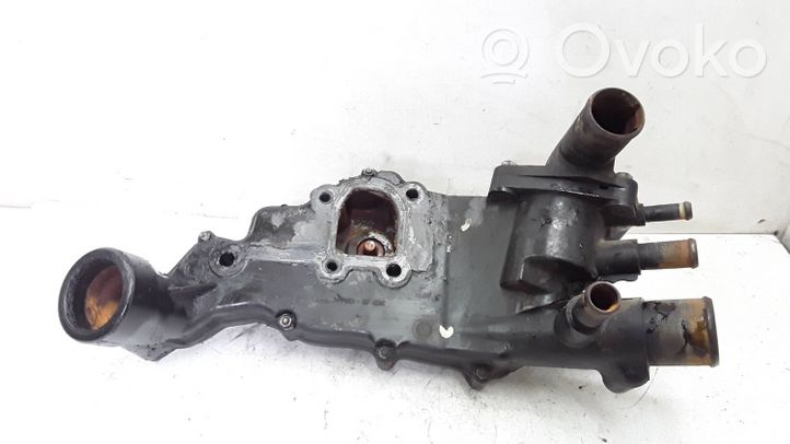 Peugeot 307 Boîtier de thermostat 9643211880