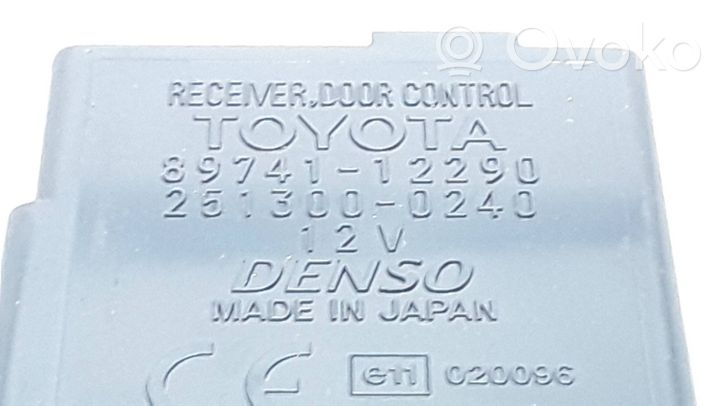 Toyota Corolla E120 E130 Oven ohjainlaite/moduuli 8974112290