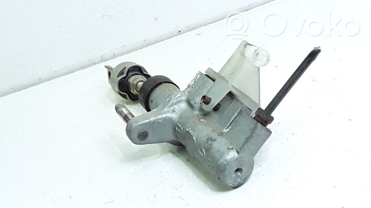 Toyota Corolla E120 E130 Główny cylinder sprzęgła 