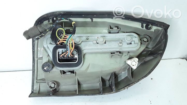 Opel Zafira A Lampa tylna 62281