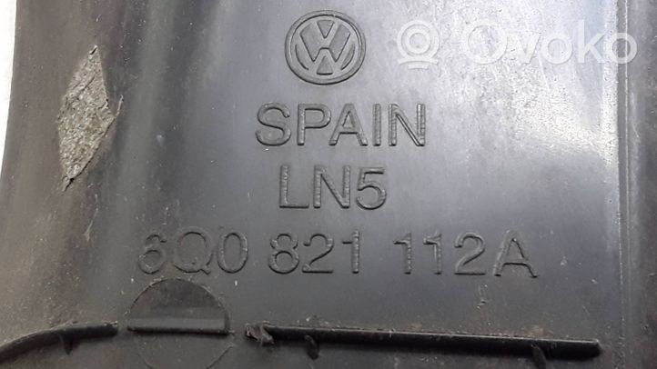 Volkswagen Polo Lokasuojan päätylista 6Q0821112A