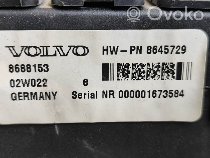 Volvo S60 Saugiklių dėžė (komplektas) 8645729