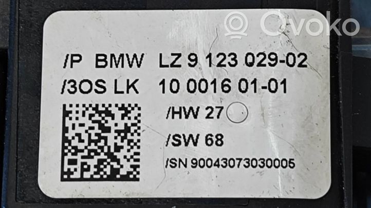 BMW 3 E90 E91 Pyyhkimen/suuntavilkun vipukytkin 6989557