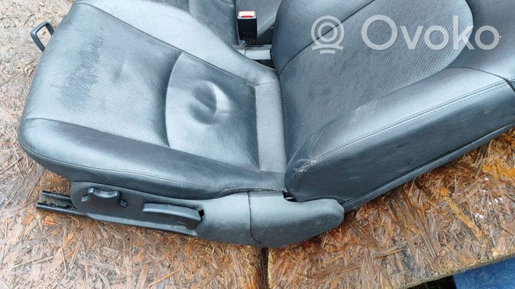 Mercedes-Benz C W203 Fotele / Kanapa / Komplet A2118704626