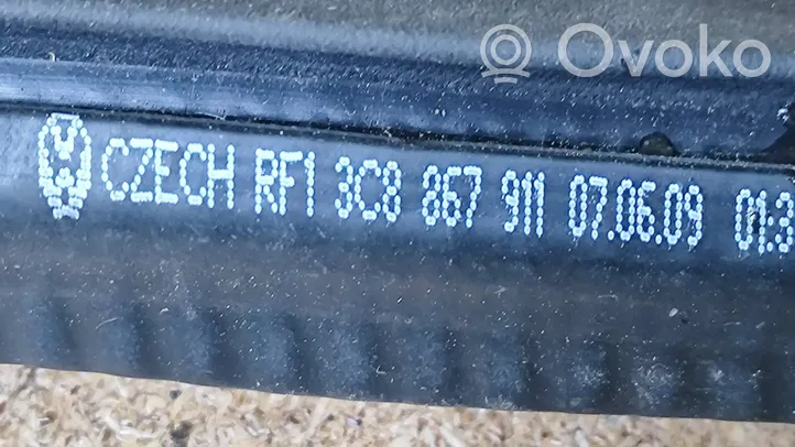 Volkswagen PASSAT CC Front door rubber seal 3C8867911