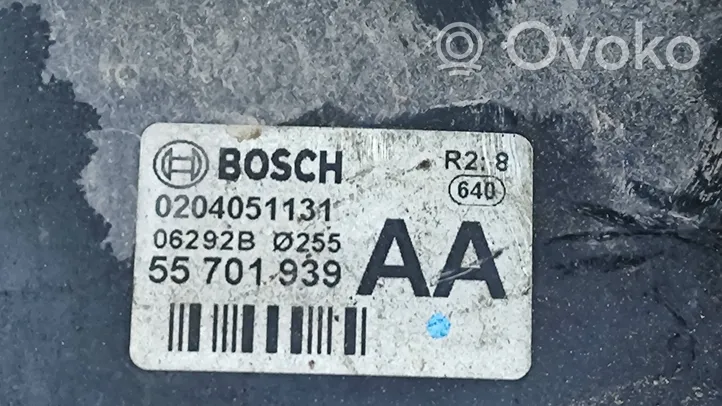 Opel Corsa D Wspomaganie hamulca 55701939
