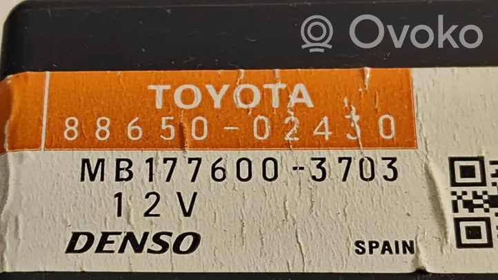 Toyota Auris 150 Moduł / Sterownik klimatyzacji 8865002430