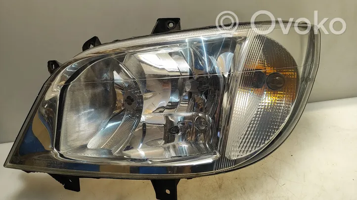 Mercedes-Benz Sprinter W901 W902 W903 W904 Headlight/headlamp A9018202461