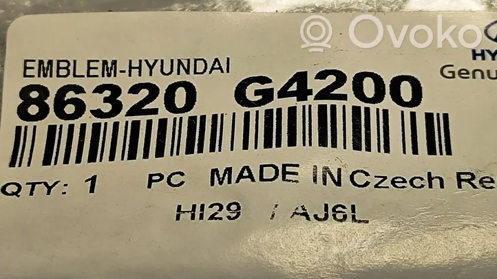Hyundai i30 Mostrina con logo/emblema della casa automobilistica 86320G4200