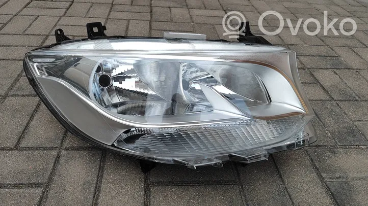 Mercedes-Benz Sprinter W907 W910 Headlight/headlamp A9109060100