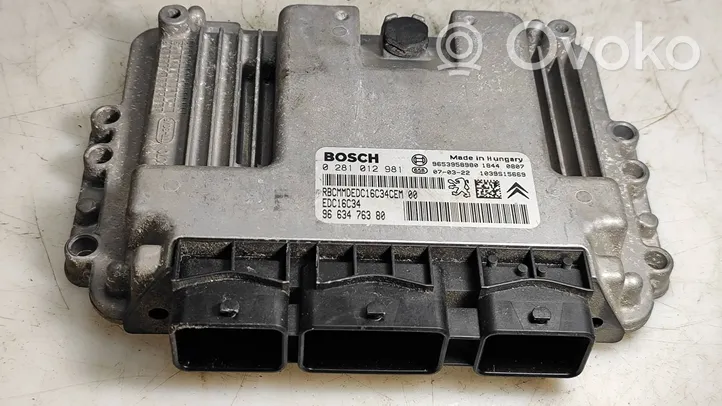 Citroen C4 I Picasso Calculateur moteur ECU 9663476380