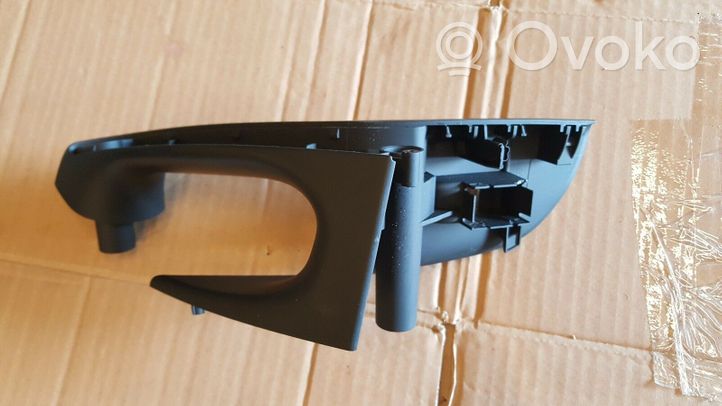 Volkswagen PASSAT B6 Rear door handle trim 3C4867180B