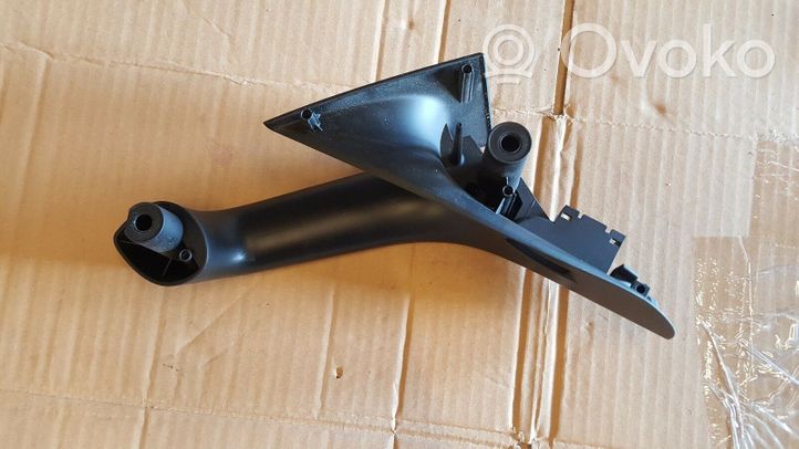 Volkswagen PASSAT B6 Rear door handle trim 3C4867180B