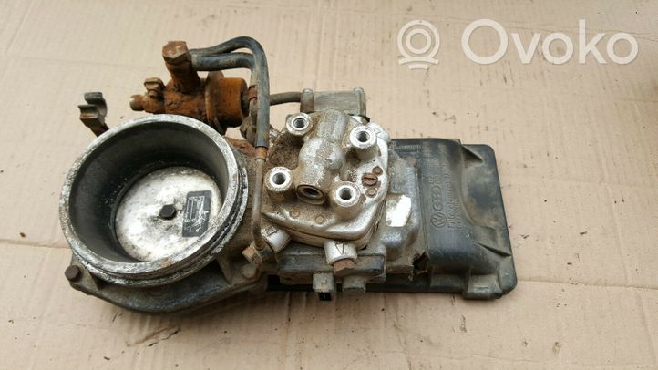 Volkswagen Golf II Polttoaineen ruiskutus (muut) 0438101005