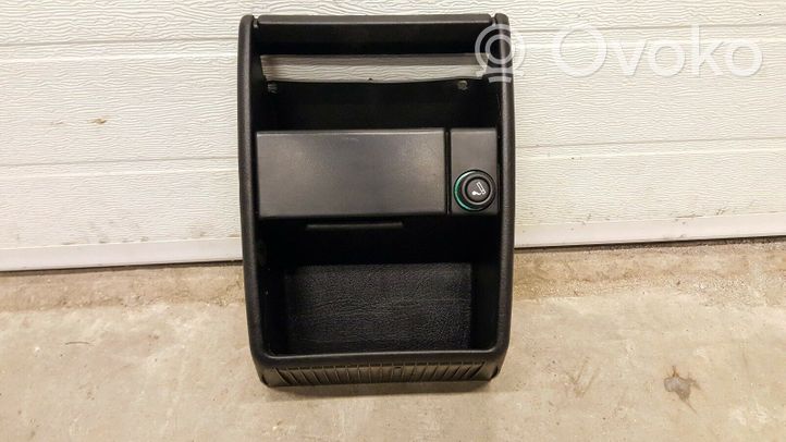 Volkswagen Golf II Console centrale 191857052A