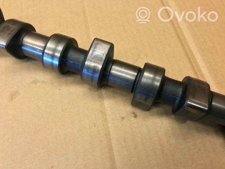 Volkswagen Golf II Camshaft -