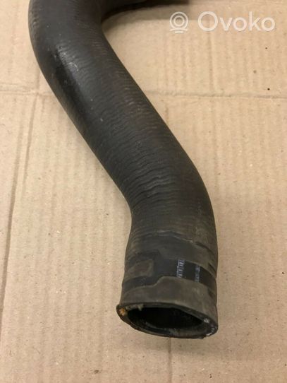 Volkswagen Jetta II Engine coolant pipe/hose 191121051