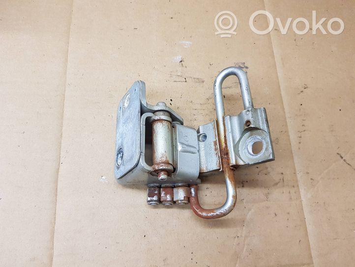 Volkswagen Eos Front door lower hinge 1Q0831412A