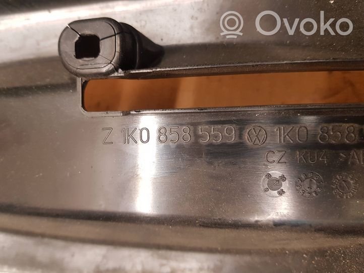 Volkswagen Eos Ohjauspyörän pylvään verhoilu 1K0858559