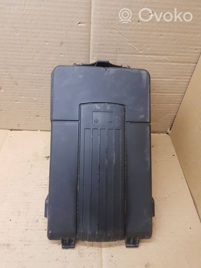 Volkswagen Eos Couvercle de boîtier de batterie 1K0915443A