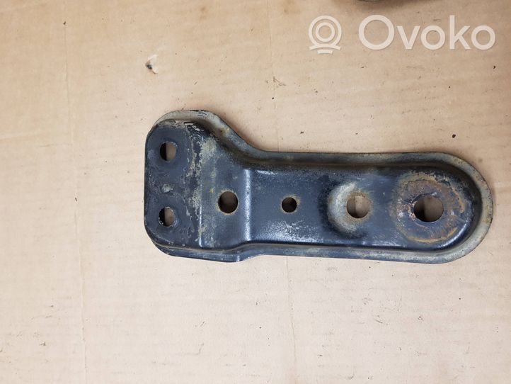 Volkswagen Golf VII Inny element zawieszenia przedniego 5Q0199517D