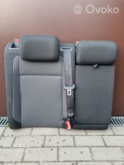Volkswagen PASSAT B8 Fotel tylny 