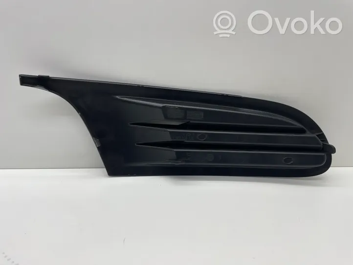 Volkswagen Golf VI Etupuskurin alempi jäähdytinsäleikkö 5K0853665A