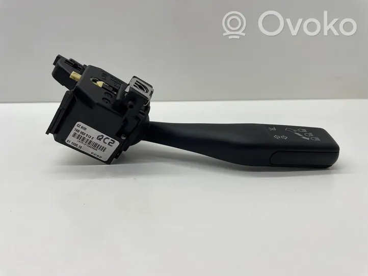 Volkswagen Golf V Indicator stalk 1K0953513E