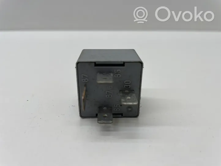 Seat Ibiza IV (6J,6P) Other relay 141951253B