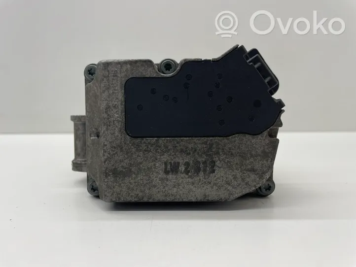 Volkswagen Jetta V Throttle valve 03G128063C