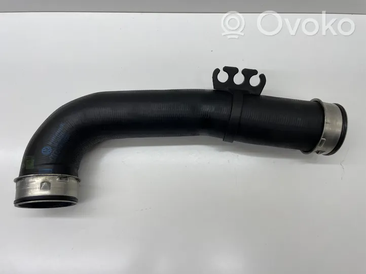 Volkswagen Jetta V Tube d'admission de tuyau de refroidisseur intermédiaire 1K0145838N