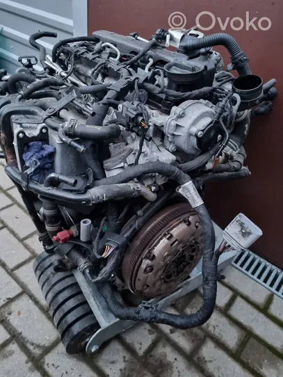 Volkswagen PASSAT B8 Engine CRL