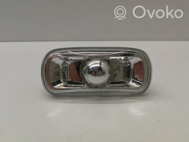 Audi A6 S6 C6 4F Front fender indicator light 8E0949127