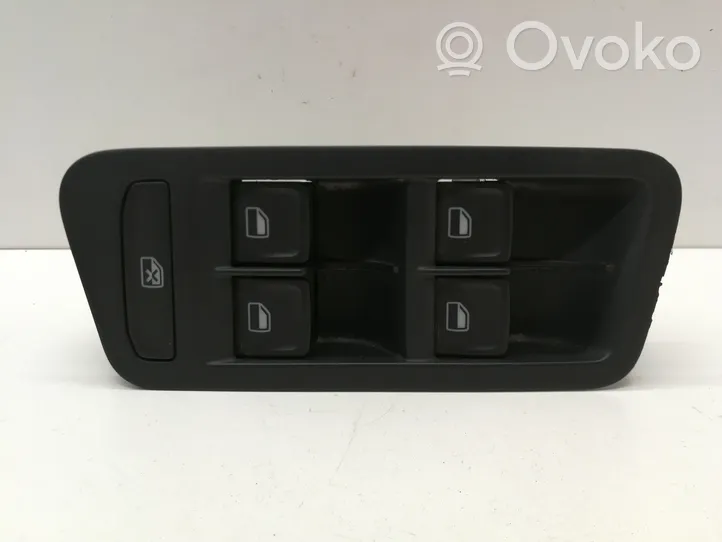 Volkswagen Golf VII Electric window control switch 5G1867255C