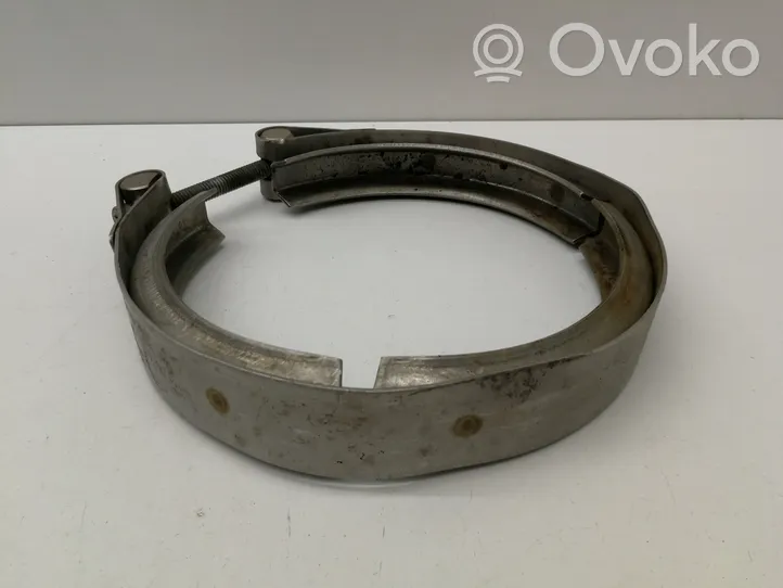 Volkswagen PASSAT B8 Collier de silencieux d'echappement 04L131455A