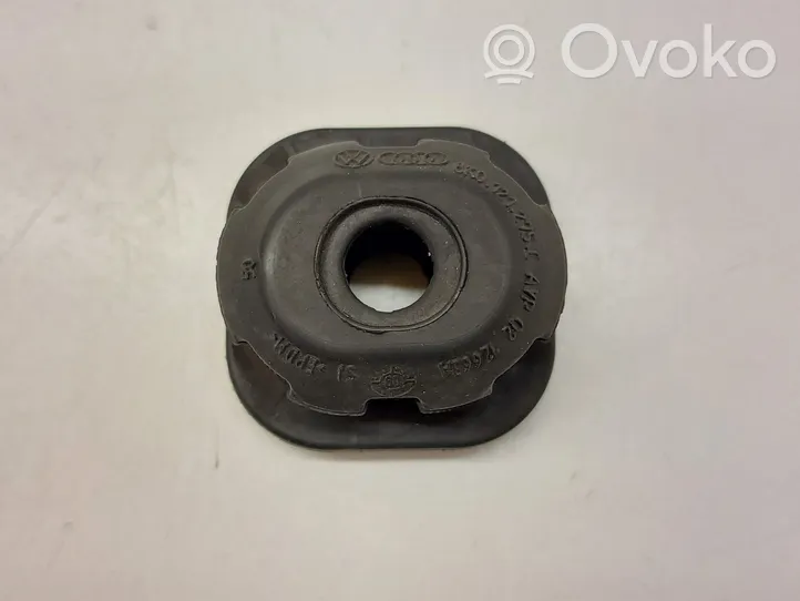 Audi A4 S4 B8 8K Staffa del pannello di supporto del radiatore 8K0121275C