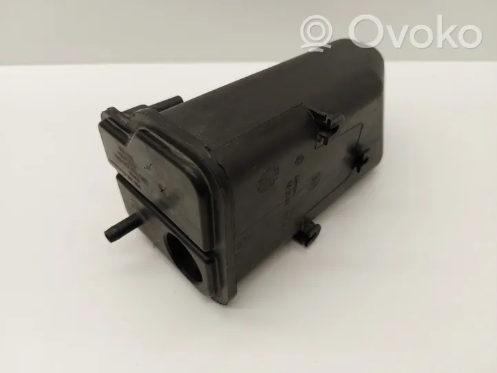 Volkswagen Eos Cartouche de vapeur de carburant pour filtre à charbon actif 1K0201801