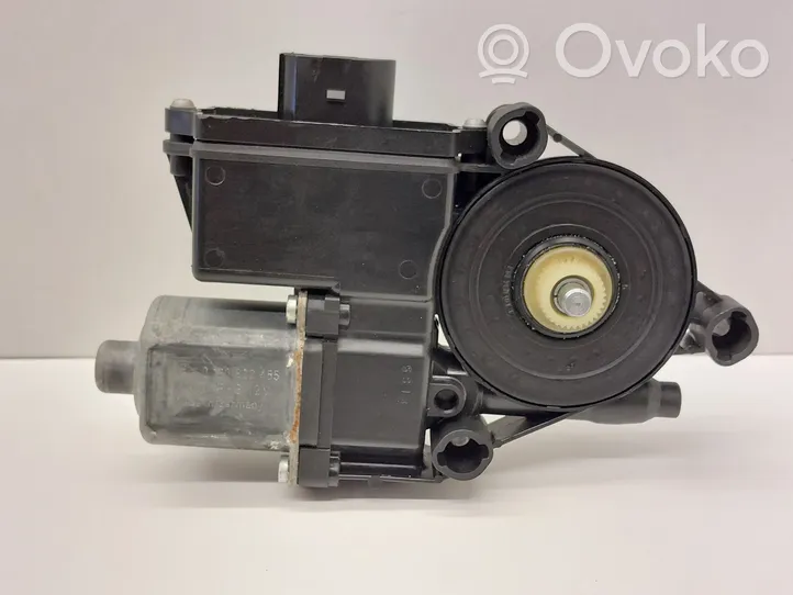 Volkswagen Eos Aizmugurē loga pacēlāja motoriņš 1Q0959812B