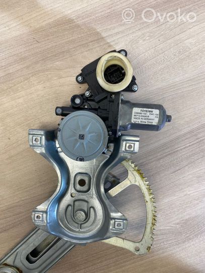 Toyota Auris E180 Moteur de lève-vitre de porte avant 8570102010