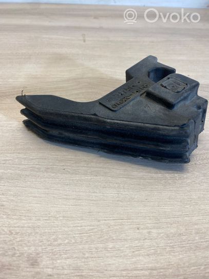 Toyota RAV 4 (XA40) Supporto/guarnizione in poliuretano espanso del parafango 5315402010