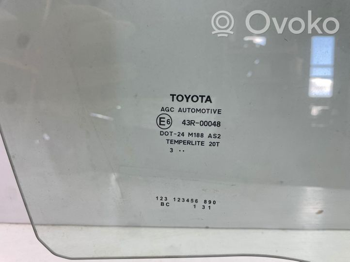 Toyota Yaris Takaoven ikkunalasi E643r00048