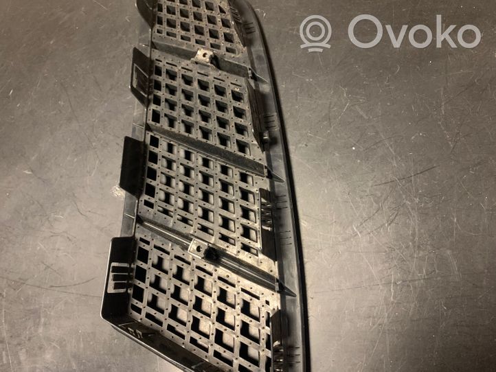 Mercedes-Benz SLK R172 Grille calandre de capot A1728800285