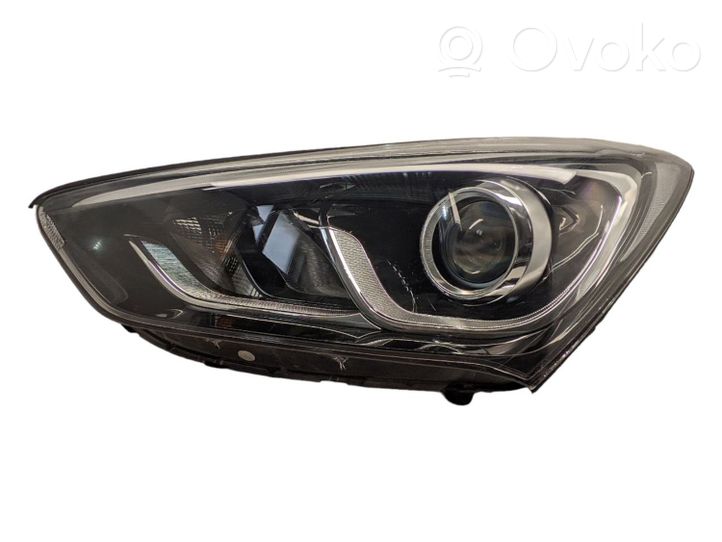 Hyundai Santa Fe Priekšējais lukturis 921012WXXX