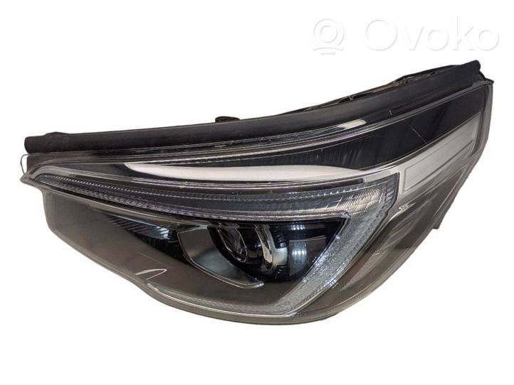 Subaru Forester SK Lampa przednia 84002SJ050