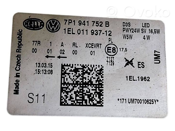 Volkswagen Touareg II Faro/fanale 7P1941752B