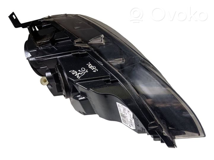 BMW X6 E71 Lampa przednia 7271357