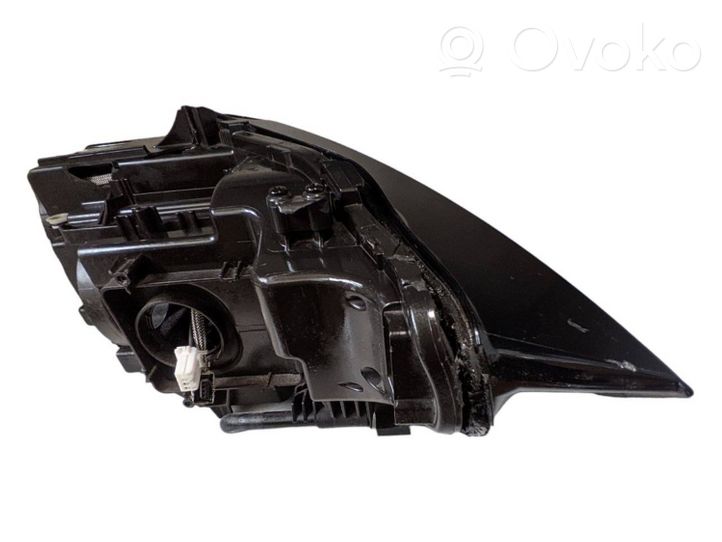 Audi A5 8T 8F Lampa przednia 8T0941005C